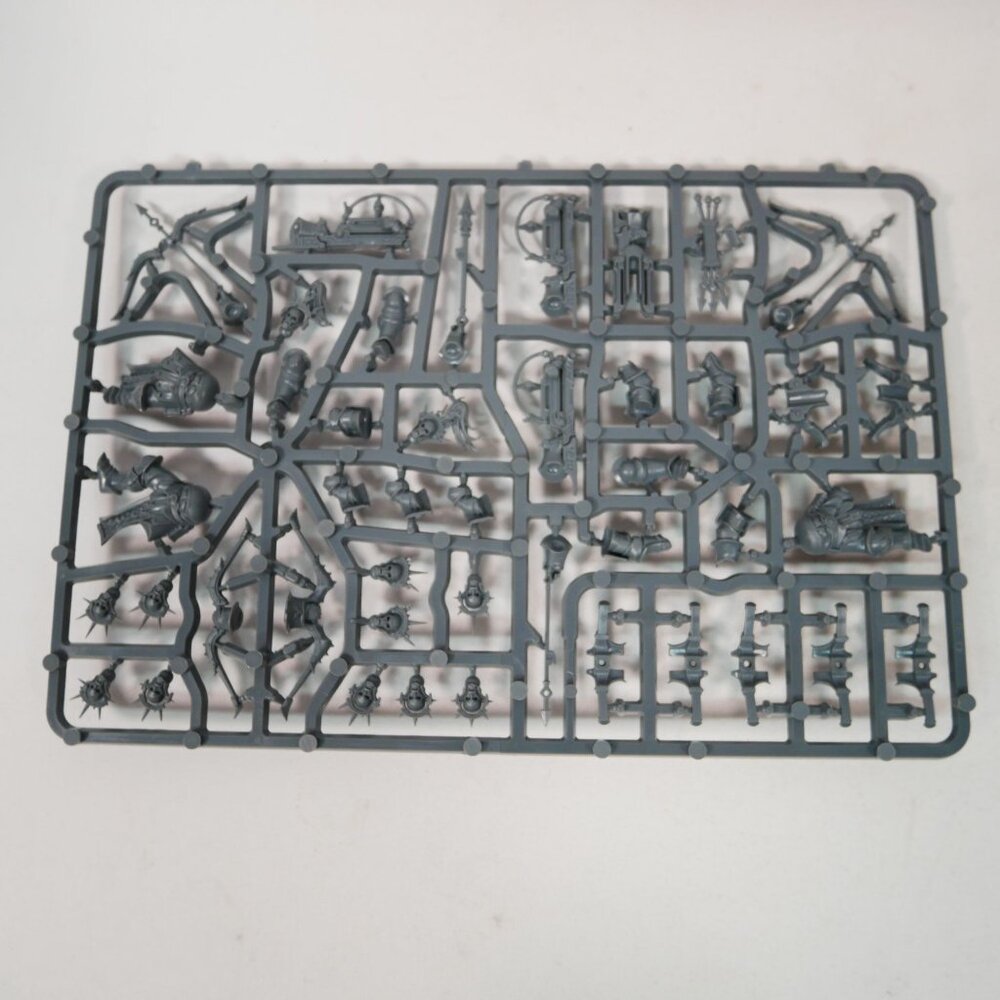 Warhammer Age Of Sigmar Stormcast Judicator x5 GW OOP New On Sprue - Picture 4 of 4
